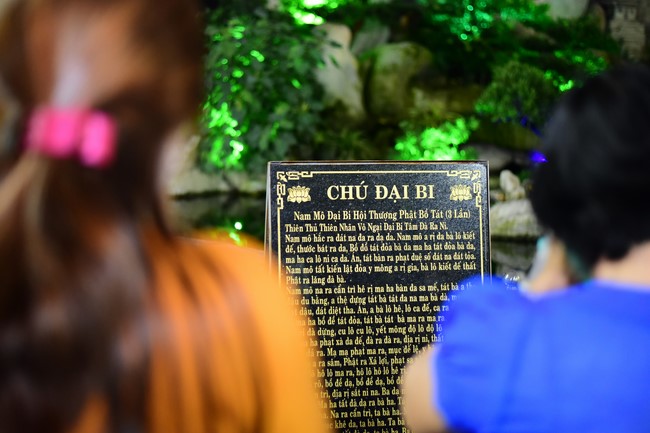 Chùm ảnh mồng một Tết Nhâm Dần